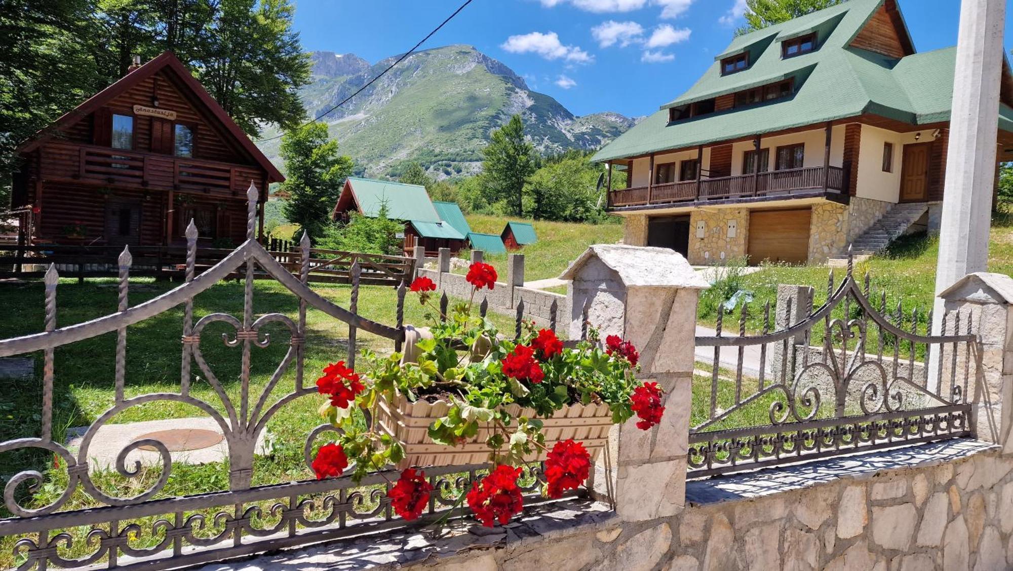 Gorska Vila Apartments Žabljak Buitenkant foto